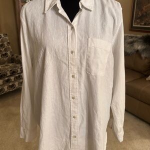 NWT Classic White Shirt L